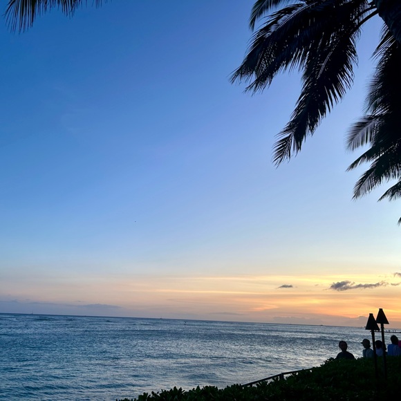 Hello - Picture 1 of 1